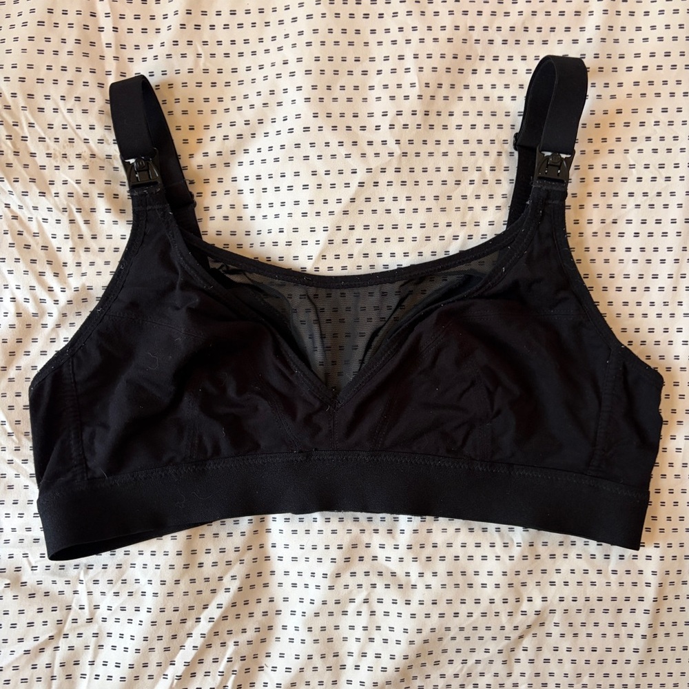 Black Momcozy Bamboo Ultra-Soft & Cool Breeze Pumping & Nursing Bra Size M